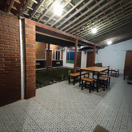 Genthong Homestay Magelang Zewnętrze zdjęcie