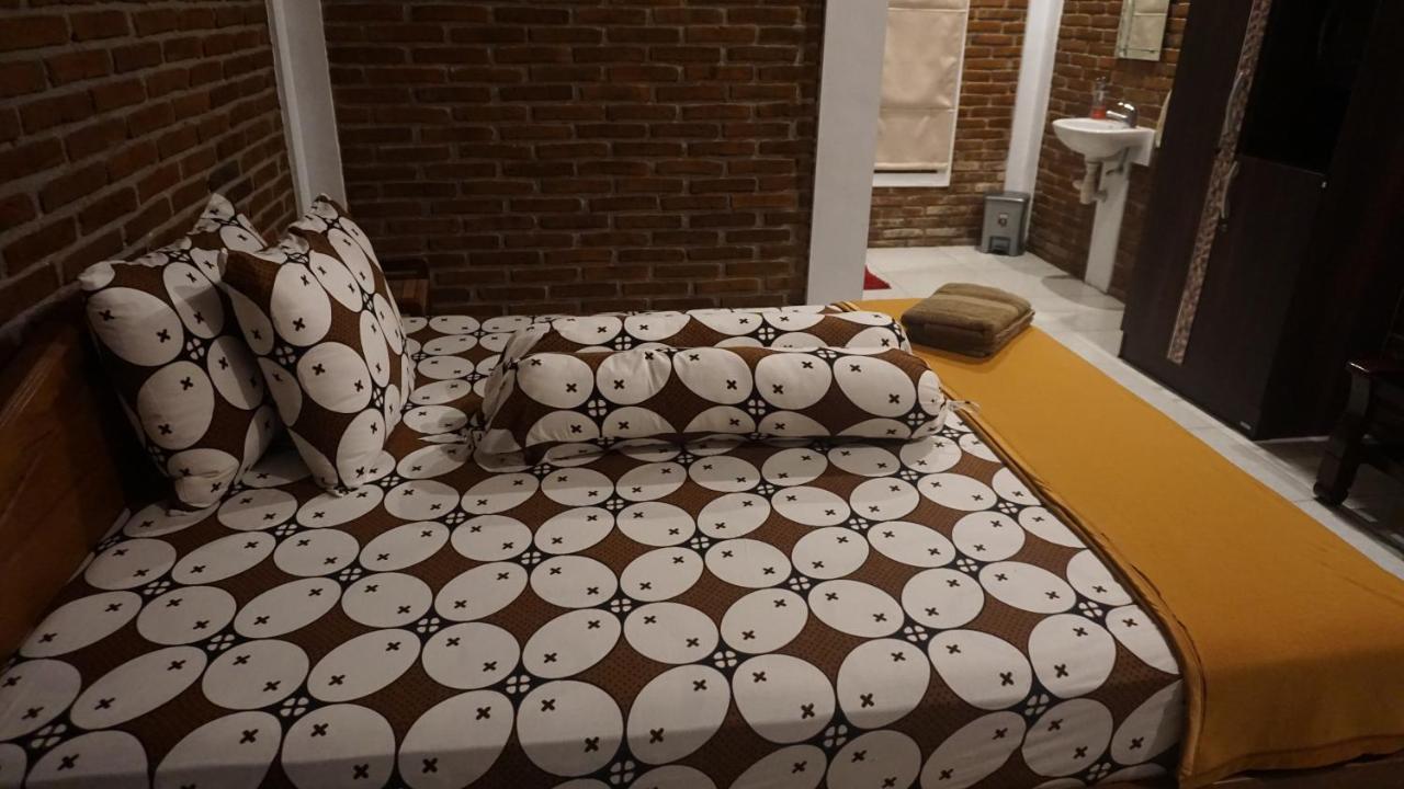 Genthong Homestay Magelang Zewnętrze zdjęcie