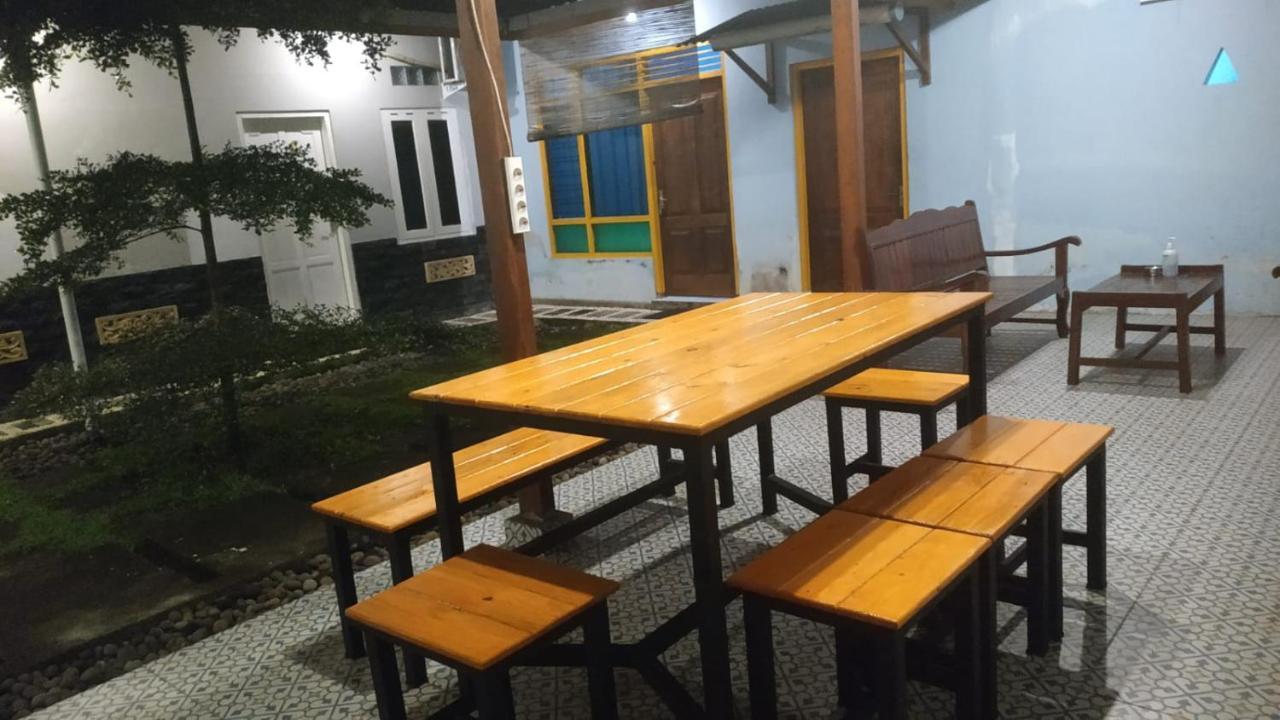 Genthong Homestay Magelang Zewnętrze zdjęcie