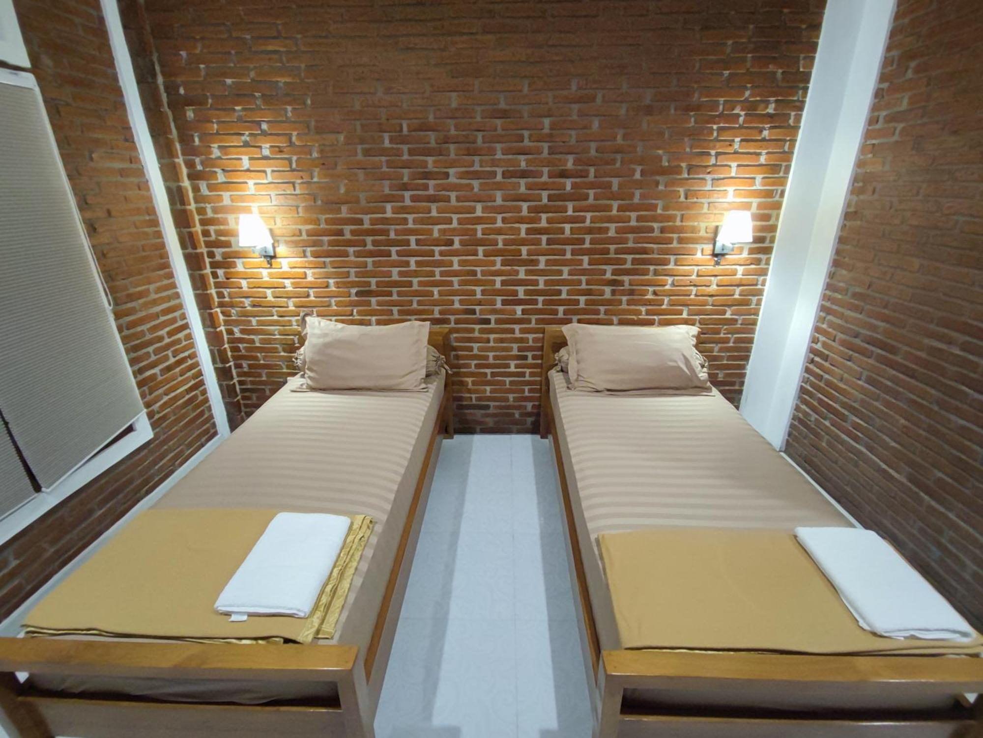 Genthong Homestay Magelang Zewnętrze zdjęcie