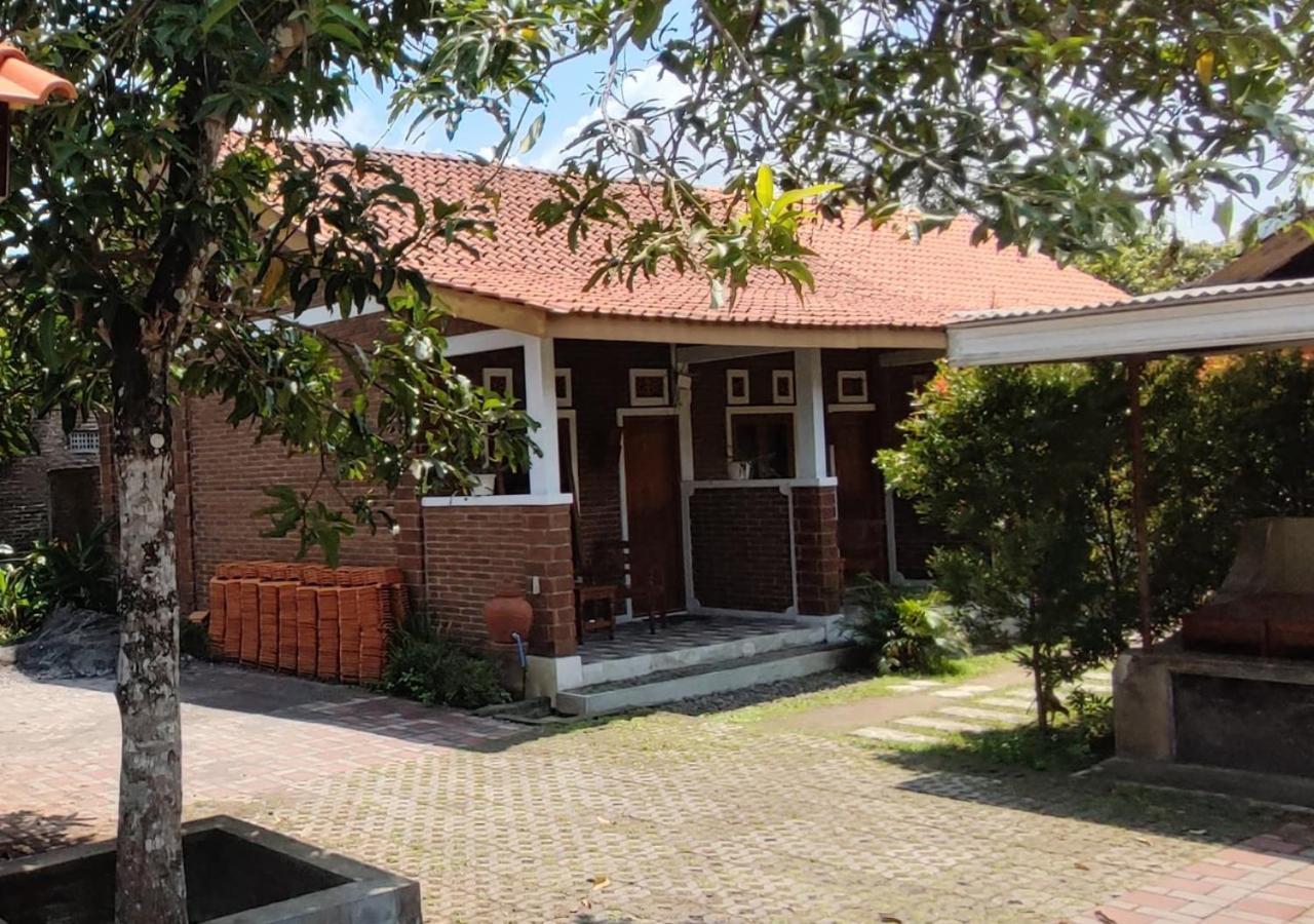 Genthong Homestay Magelang Zewnętrze zdjęcie